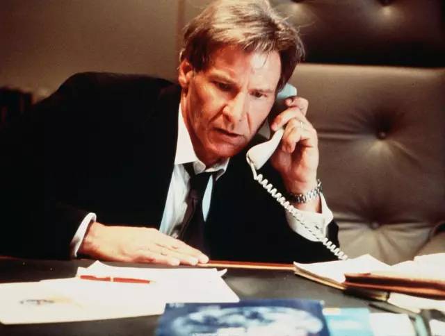 `配资平台如何成为投资者的“资金加速器”？牛策略平台实操指南`